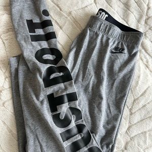 Nike leggings